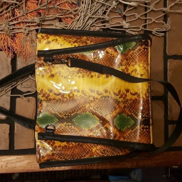 FRENCH connection tote - Picture 2 of 11